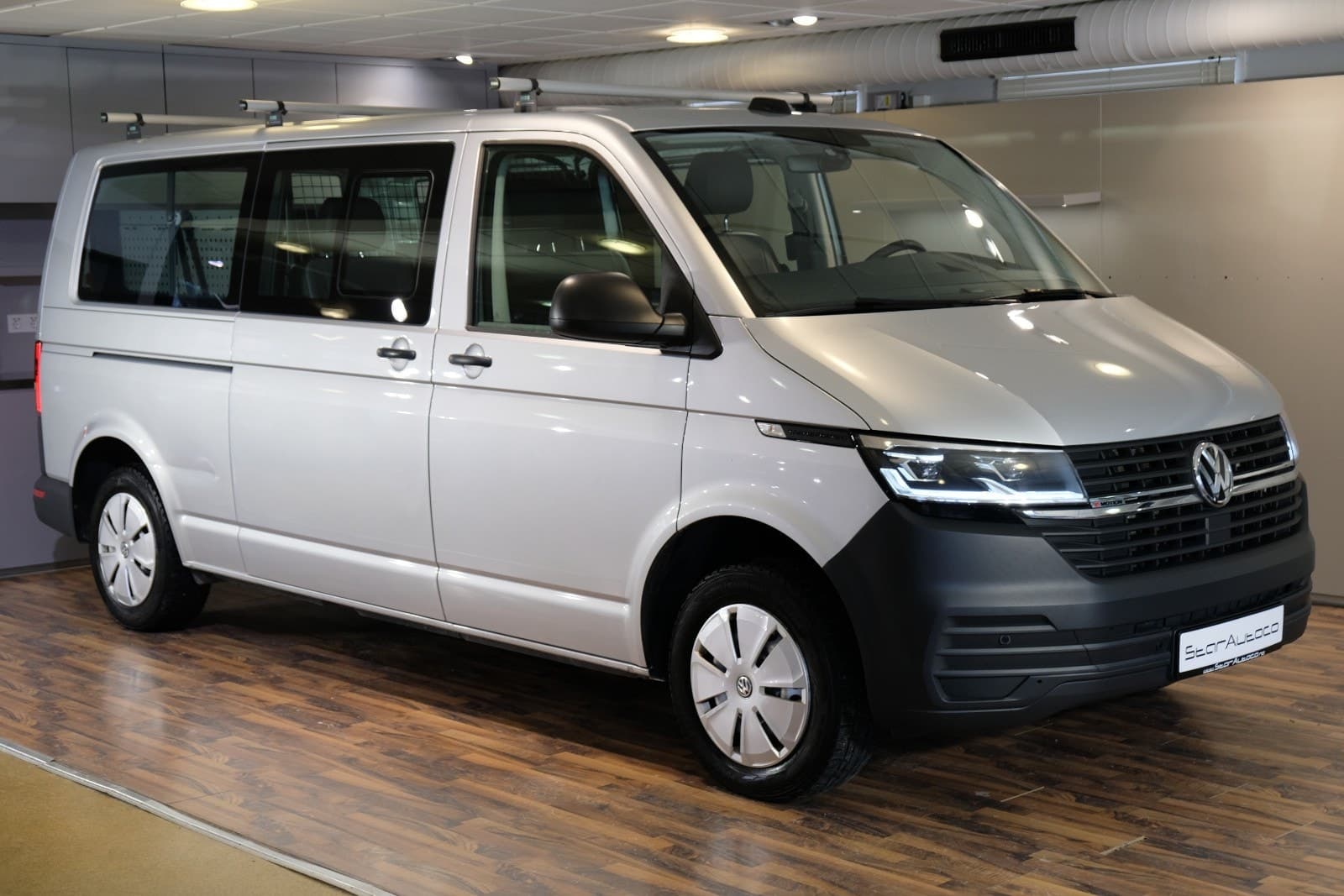 2.0 TDI 150hk 4M/5-seter/Lang/Innredning/Krok/Webasto++ – bilde 1