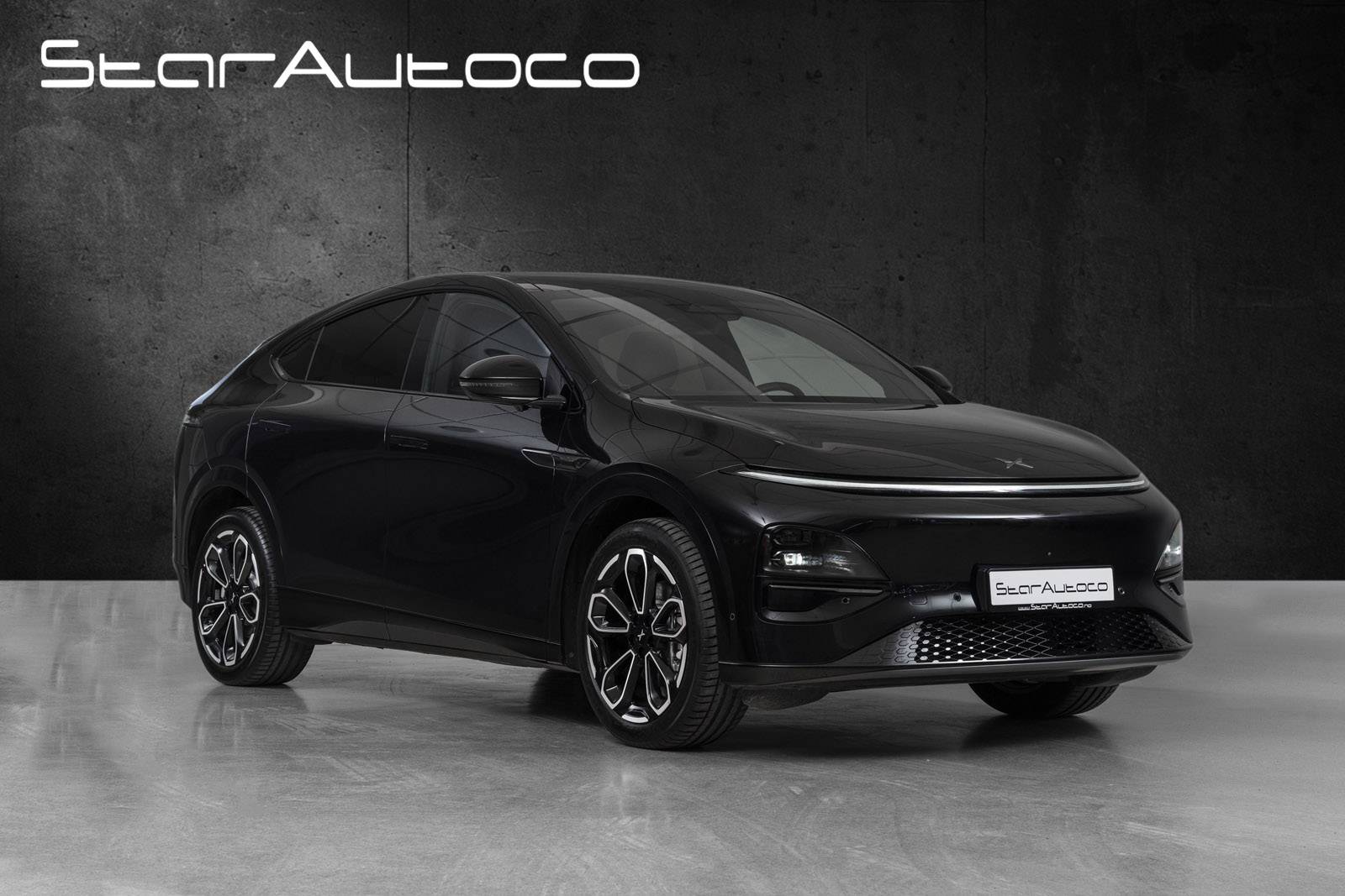 AWD Performance Facelift/360/Krok/Memory/ACC/Pano/++